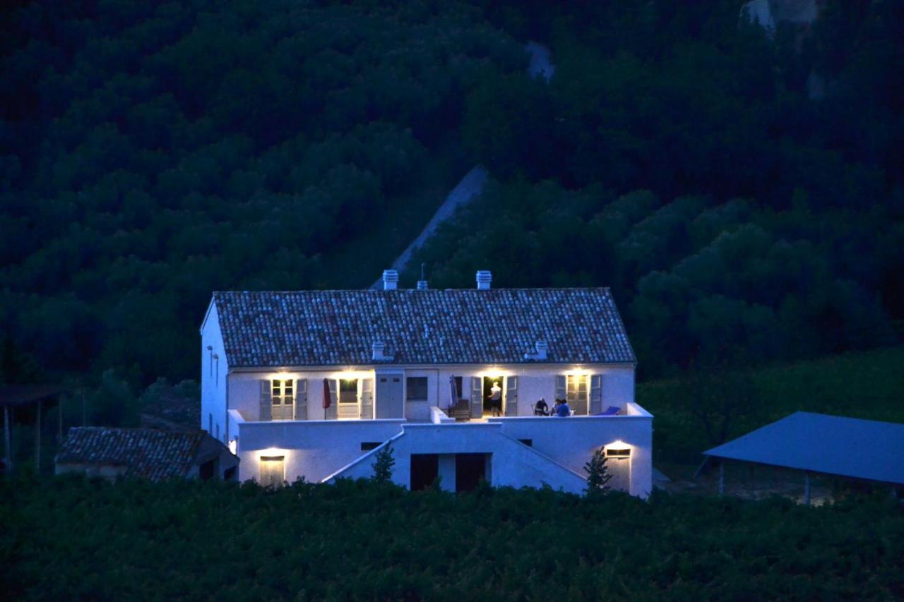 B&B Casale Fonte Vecchia モンテプランドーネ エクステリア 写真